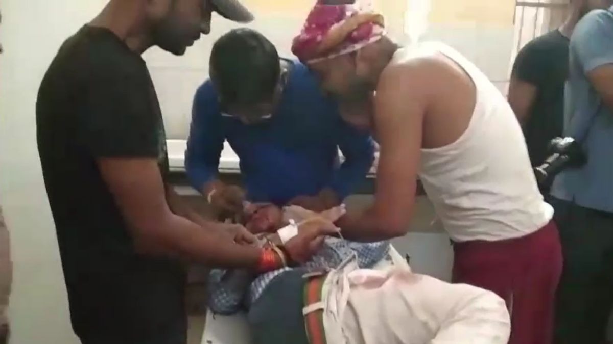 घायल बच्चों को पहुंचाया अस्पताल. 