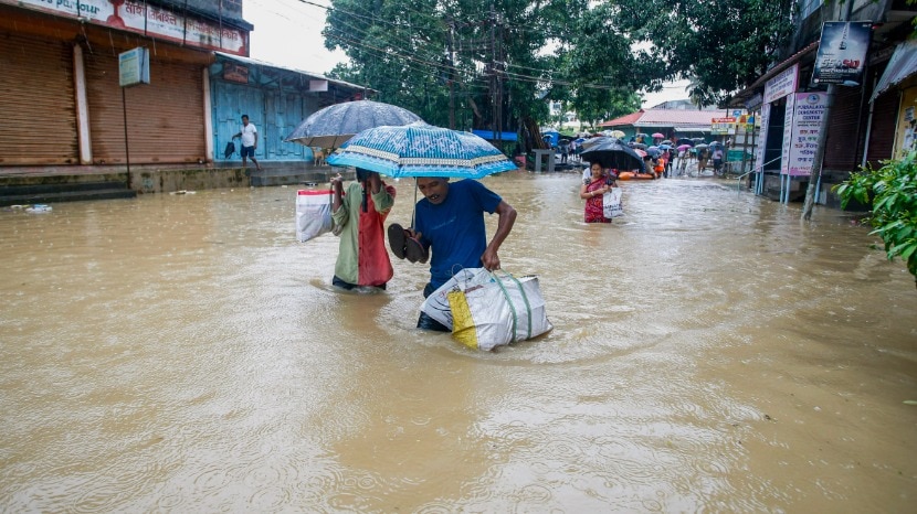 Weather Today: वीकेंड पर देशभर में मॉनसून तेज! 2 दिन झमाझम होगी बरसात, डरा रहा IMD का अलर्ट