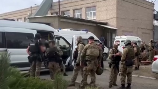 कैदियों को बंधक बनाने वाले 4 आतंकियों को रूसी स्नाइपर्स ने एक-एक कर किया ढेर