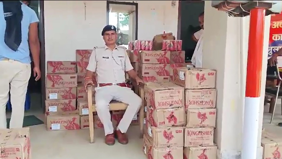 पटना पुलिस ने भारी मात्रा में शराब किया जब्त