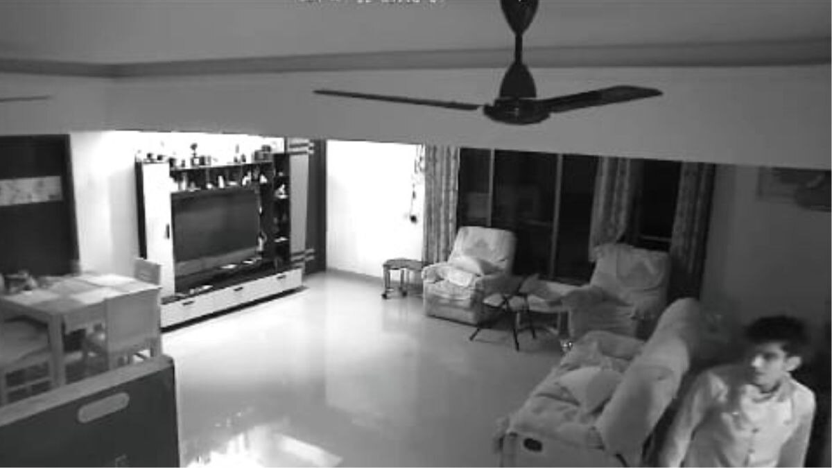 सीसीटीवी में कैद हुई पूरी घटना.