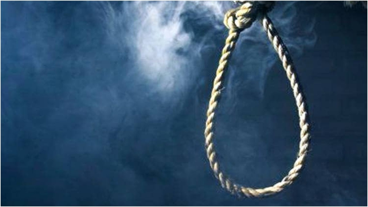 भारत में रेपिस्ट को फांसी देने की मांग की जा रही है.