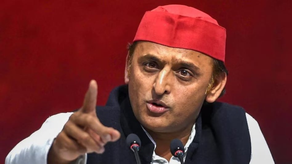 अखिलेश यादव ने सुल्तानपुर एनकाउंटर पर उठाए सवाल, कहा- जाति देखकर ली गई जान, दूसरे आरोपियों के पैरों में दिखावटी गोली मारी - Akhilesh Yadav raised questions ...