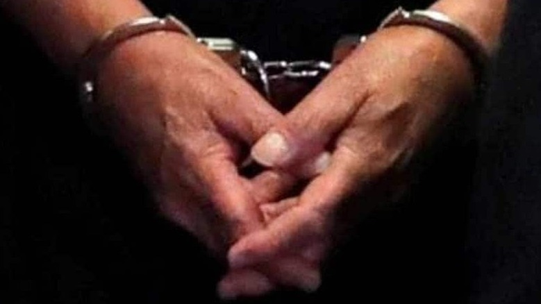 पुलिस पकड़े गए ड्रग तस्कर गोपाल से पूछताछ कर रही है