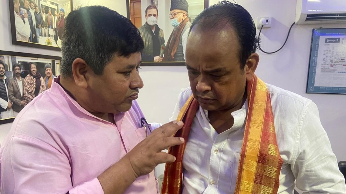 झारखंड के ग्रामीण विकास मंत्री ने ऊर्जा निगम से आउटसोर्स खत्म करने की बात कही है 