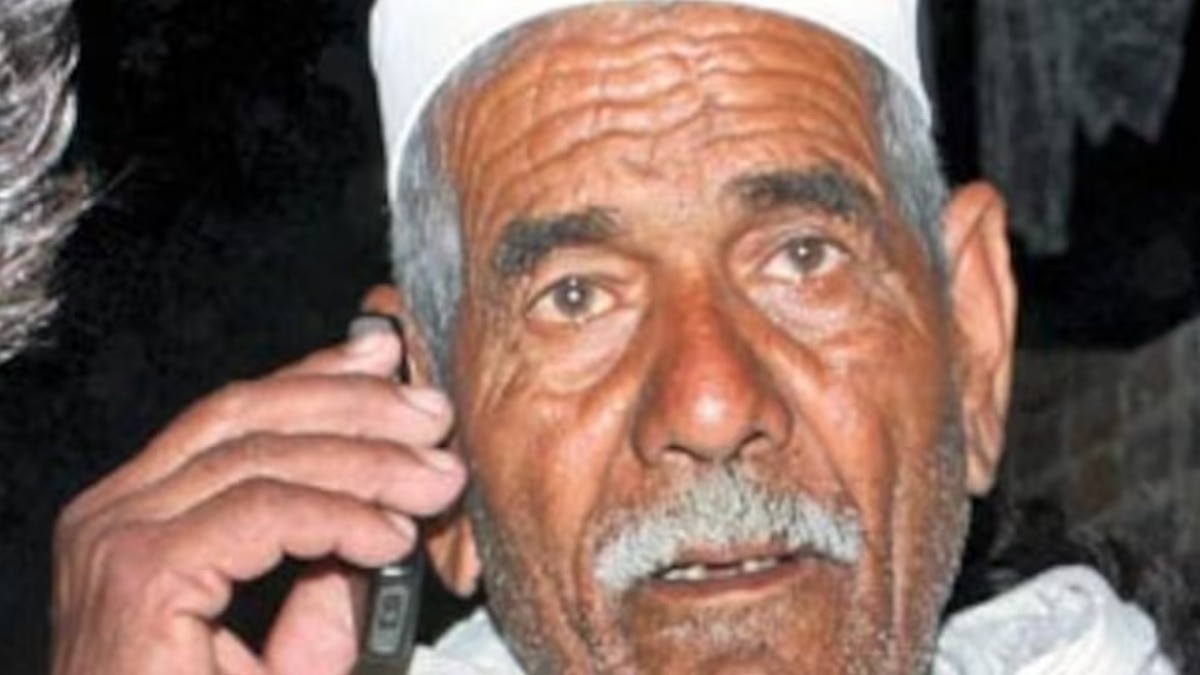 किसान नेता महेंद्र सिंह टिकैत (फाइल फोटो)