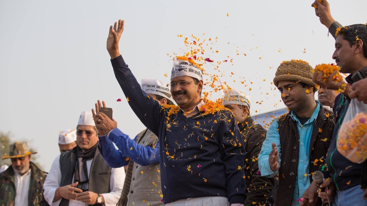 जब 49 दिन में कुर्सी छोड़कर केजरीवाल ने सभी को चौंकाया था, कई बार कर चुके हैं विपक्ष को हैरान