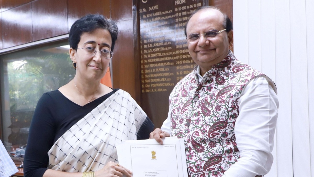 आतिशी ने पेश किया सरकार बनाने का दावा.