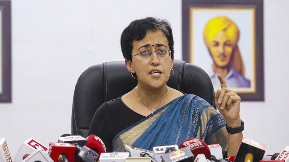आतिशी बनीं दिल्ली की सबसे कम उम्र की महिला सीएम आतिशी बनीं दिल्ली की सबसे कम उम्र की महिला सीएम