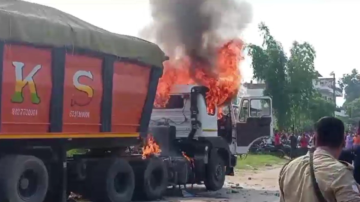 प्रयागराज सड़क हादसे में छात्रा की मौत