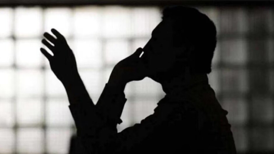 IAS अफसर से मांगी रंगदारी