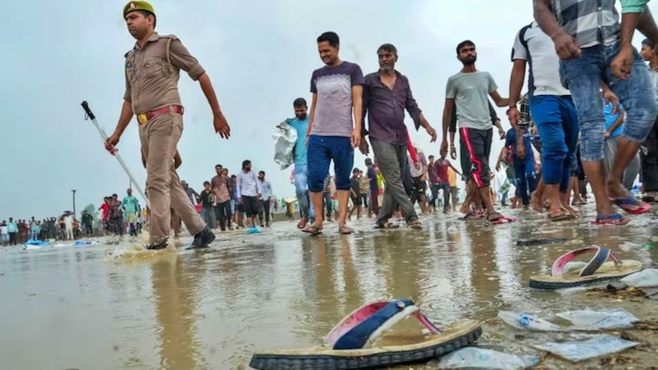 हाथरस भगदड़: पुलिस की चार्जशीट में सूरजपाल बाबा का नाम नहीं, हादसे में 121 लोगों ने गंवाई थी जान - Hathras stampede case Surajpal Baba name is not in police chargesheet 121