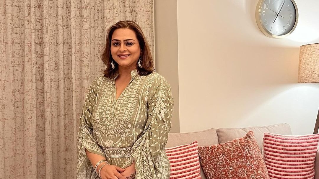 Bigg Boss 18: करियर में दोबारा चांस पाने के लिए बिग बॉस में गईं शिल्पा, सलमान संग रिश्ते का मिलेगा फायदा? - actress Shilpa Shirodkar entered in salman khan bigg boss 18