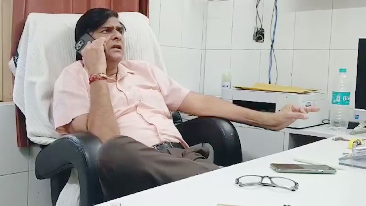 डिप्टी सीएमओ डॉक्टर यशवीर सिंह