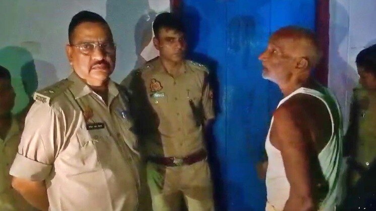 देवरिया: घटनास्थल पहुंची पुलिस 