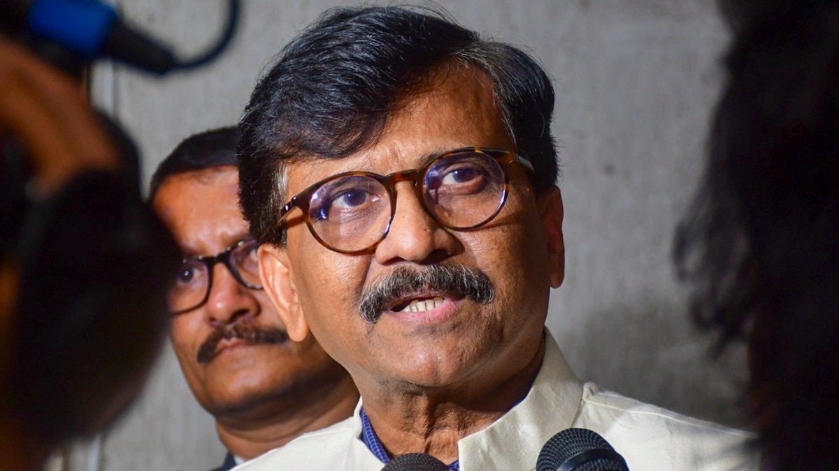 संजय राउत ने MVA छोड़ने की अटकलों को किया खारिज