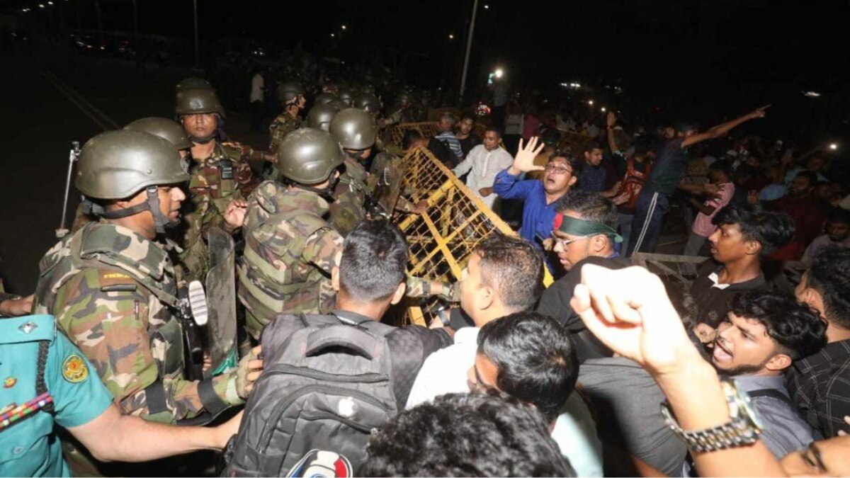 Protests in Banglades (Photo Credit: The Daily Star)