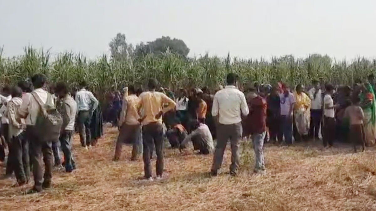 लापता बच्चे का शव खेत में पड़ा मिला