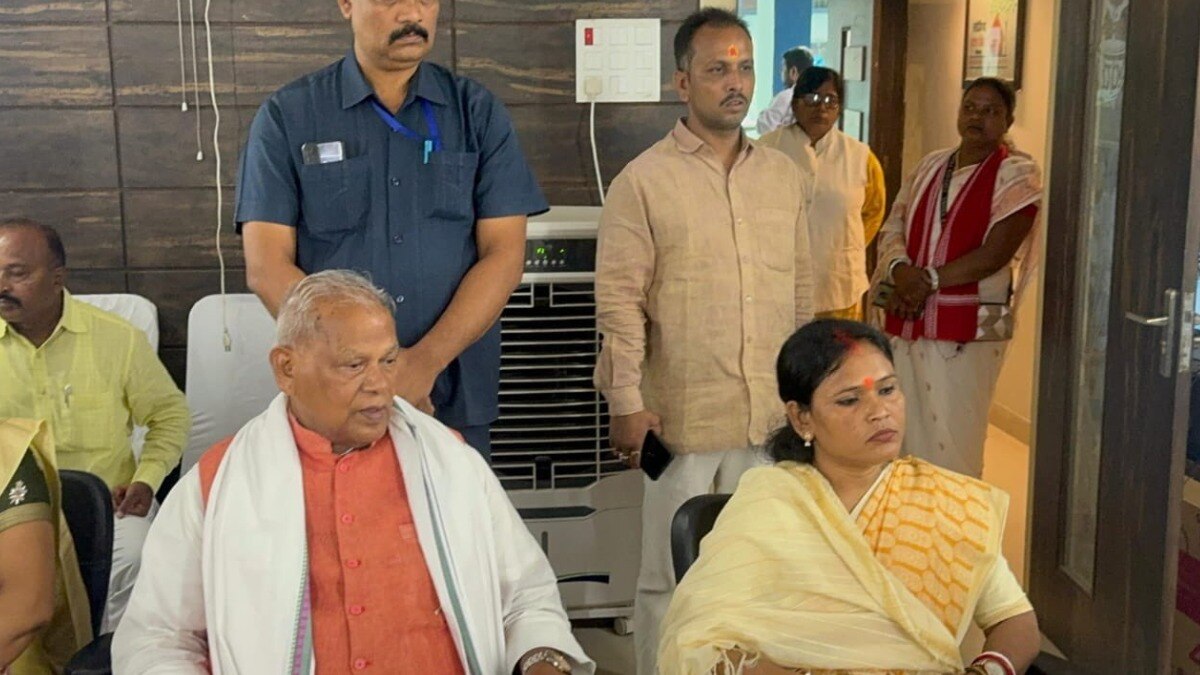 जीतनराम मांझी की बहू ने किया नामांकन (फोटो- X अकाउंट)