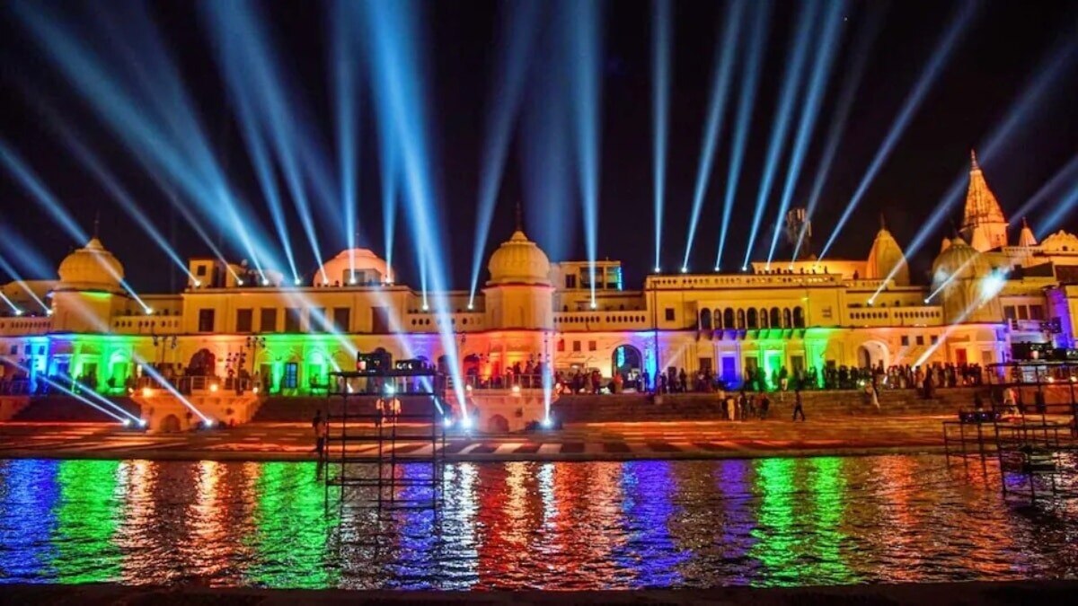 अयोध्या में दीपोत्सव के लिए खास तैयारियां हो रही हैं (फाइल फोटो)