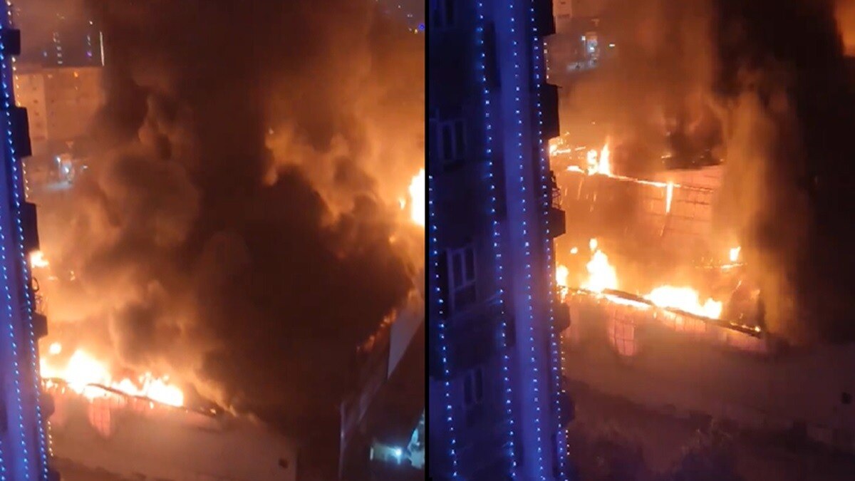 बैंक्वेट हॉल में भीषण आग