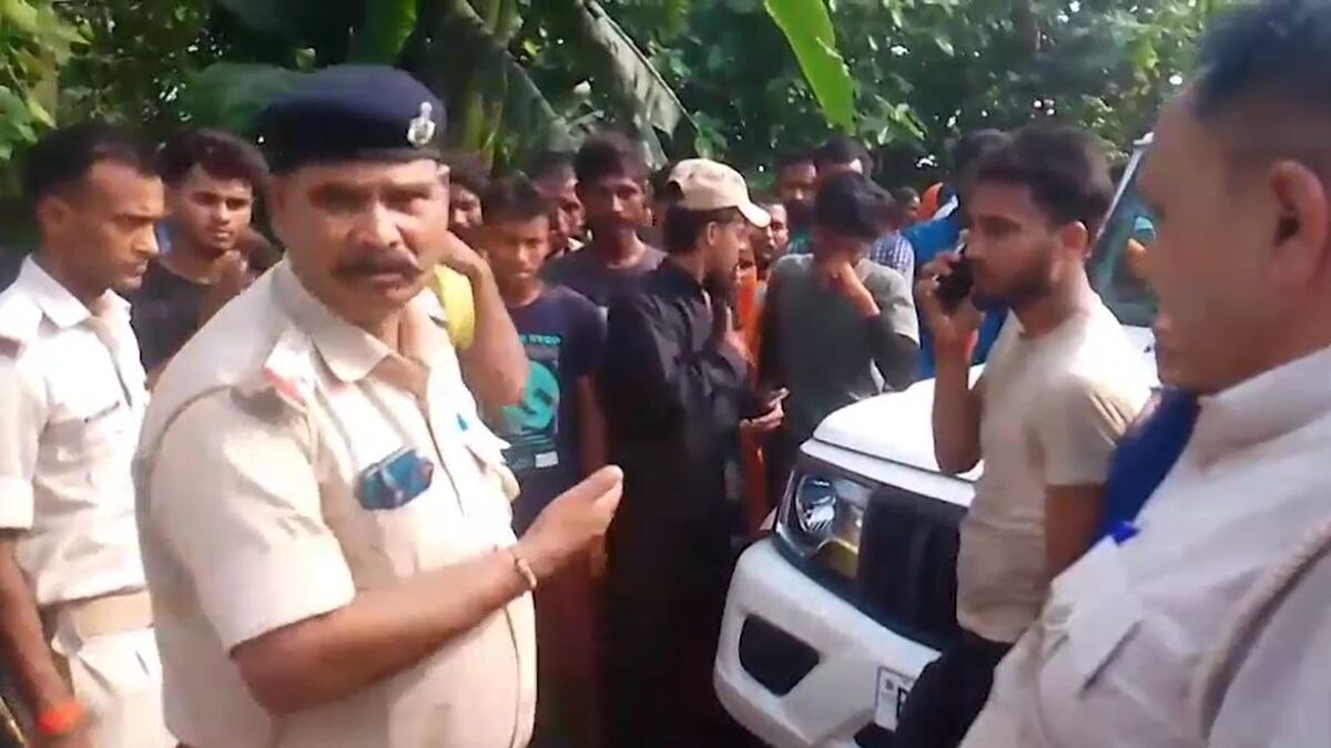 घटना की सूचना के बाद मौके पर पहुंची पुलिस.