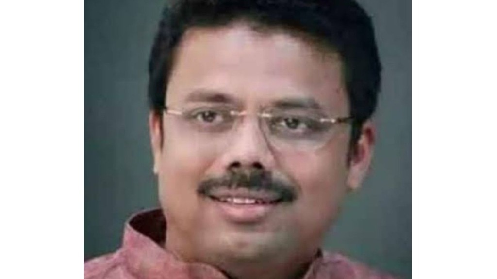 सुनील राउत के खिलाफ विक्रोली पुलिस स्टेशन में मामला दर्ज  (फाइल फोटो)