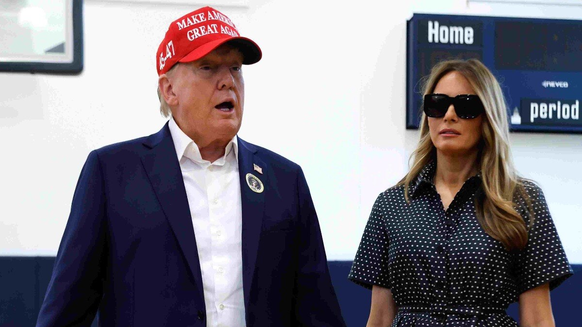 US Election 2024: डोनाल्ड ट्रंप के साथ वोट डालने पत्नी मेलानिया पहुंचीं या कोई और? छिड़ गई ऐसी चर्चा!