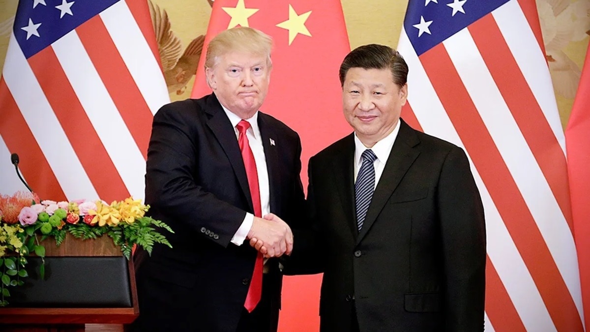 डोनाल्ड ट्रंप के साथ शी जिनपिंग