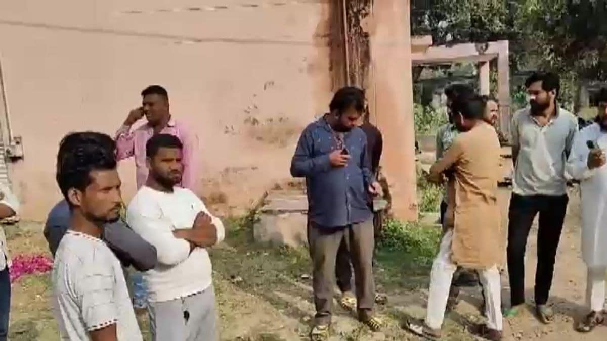 पत्नी ने चाकू से पति को मार डाला... दस महीने पहले हुई थी शादी, किसी से मिलने भी नहीं देती थी! - Kota Wife attacked husband with knife husband died during family