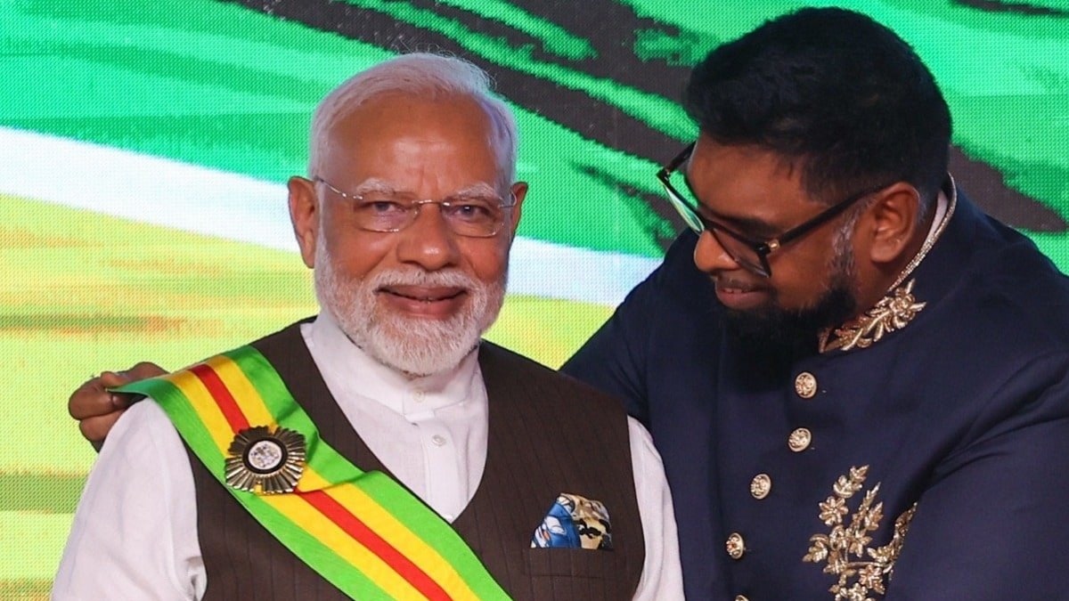 ये मेरा ही नहीं 140 करोड़ भारतवासियों का सम्मान...', PM मोदी गुयाना के सर्वोच्च सम्मान से सम्मानित - PM Modi Guyana Conferred highest civilian award President Irfaan Ali confers ...