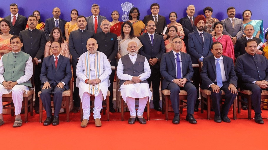 पीएम मोदी ने DGP-IG सम्मेलन में की शिरकत... डिजिटल धोखाधड़ी, साइबर क्राइम समेत इन मुद्दों पर हुई बात