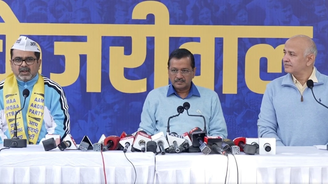 AAP में शामिल हुए अवध ओझा