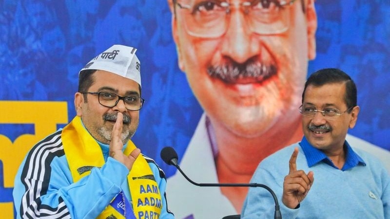 आम आदमी पार्टी में शामिल हुए अवध ओझा