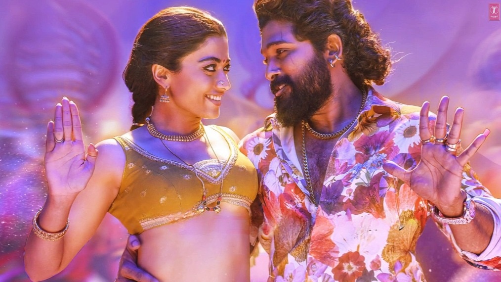 Puspha 2 First Review: फायर है 'पुष्पा', क्लाइमेक्स में अल्लू अर्जुन ने उड़ाए होश, कहां रही कमी?