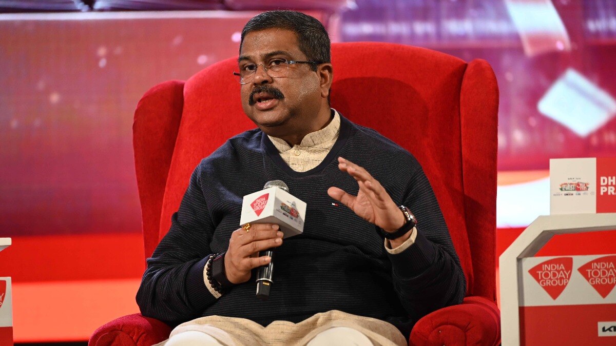 Agenda Aajtak में केंद्रीय शिक्षा मंत्री धर्मेंद्र प्रधान (तस्वीर: Arun Kumar, Chandradeep Kumar)