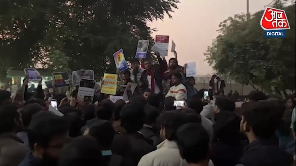Students of student organization protesting in Jamia Millia Islamia University campus. Students of student organization protesting in Jamia Millia Islamia University campus.