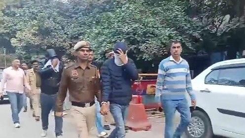 सिंगर करण ओझला के म्यूजिकल कंसर्ट में बवाल