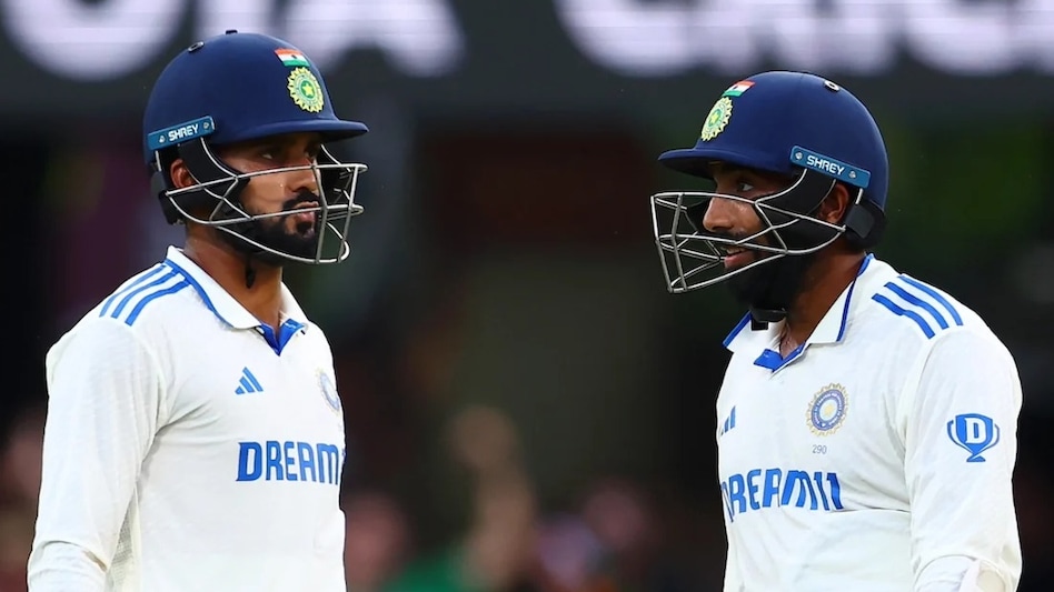 676142a8643fd-akash-deep--jasprit-bumrah-172138643-16x9.png?size=948:533