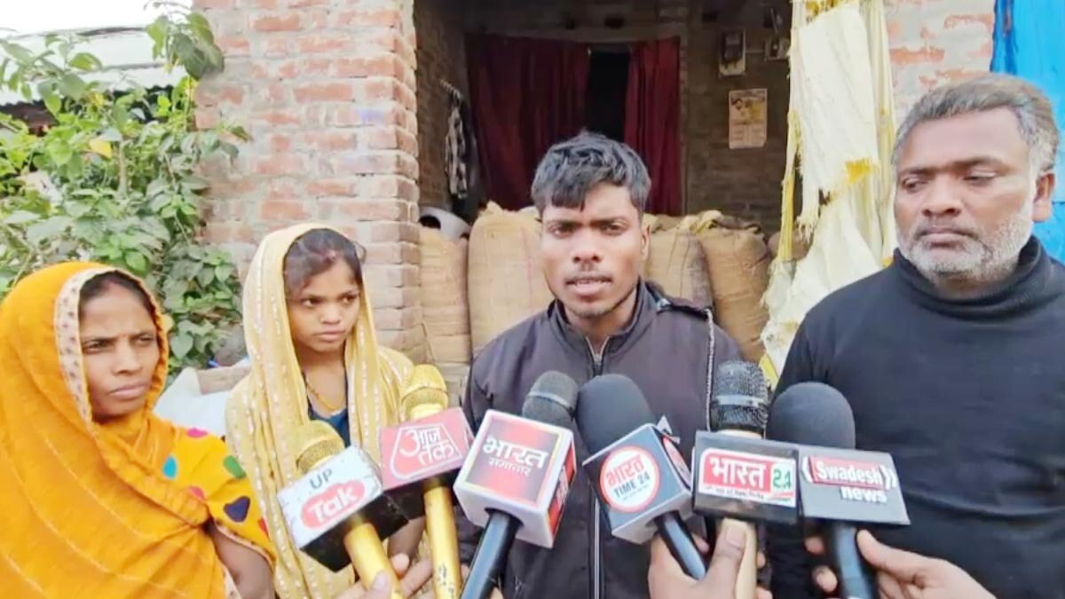 लड़की की हत्या के आरोप में पिता-भाई को भेजा जेल, डेढ़ साल बाद वह बेटी लौटी