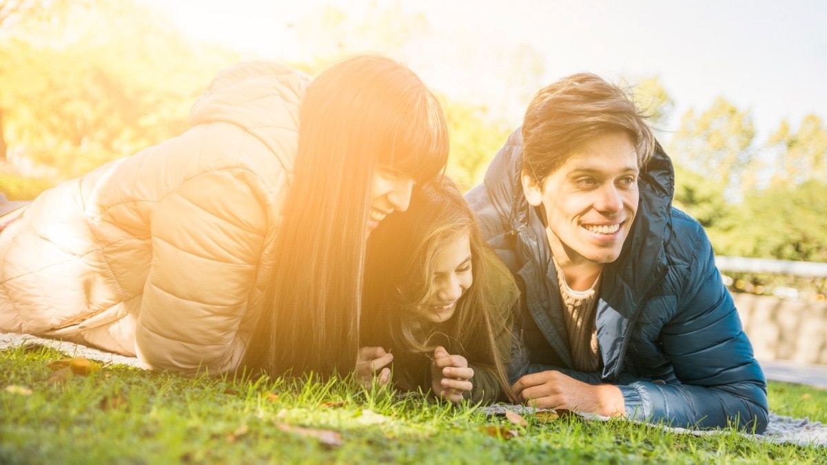 सर्दी में ज्यादा धूप में बैठने से जल जाती है स्किन