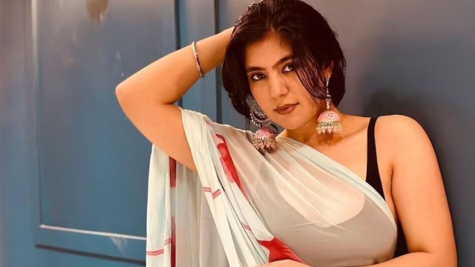 RJ Simran (File photo: Social media) RJ Simran (File photo: Social media)