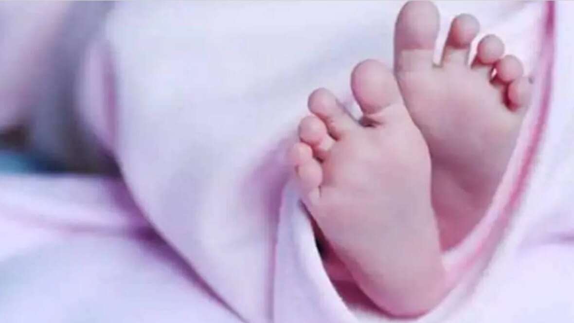 मुंबईः कूड़ेदान में मिला 7 महीने का भ्रूण, मां की तलाश कर रही पुलिस