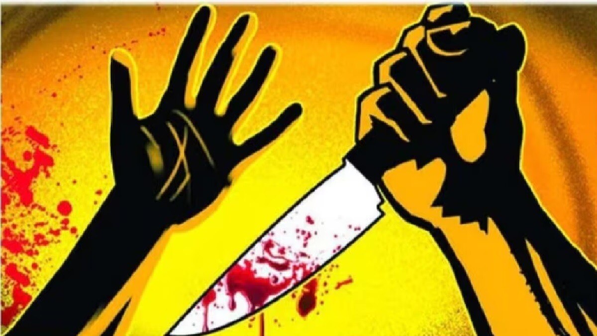 बेटी ने मां को उतार दिया मौत के घाट और पहुंच गई थाने (सांकेतिक तस्वीर)