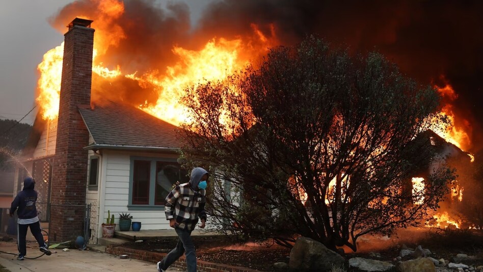California Fire News: 5 मौतें, 1000 घर नष्ट, हर तरफ हाहाकार, जंगलों में आग से हॉलीवुड सेलिब्रेटी भी खौफजदा, भड़के ट्रंप - America Hollywood Hills Fire California Fire Celebrity left ...