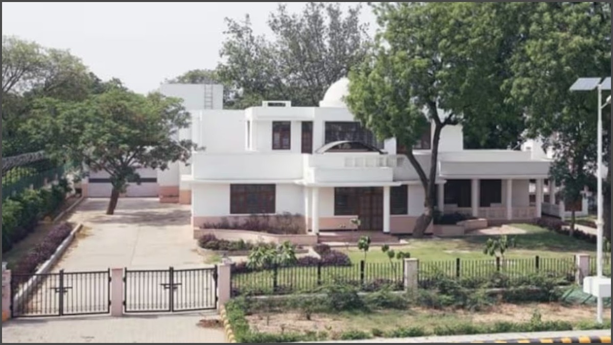 लुटियंस दिल्ली के टाइप-7 और टाइप-8 के बंगलों की काफी डिमांड है.