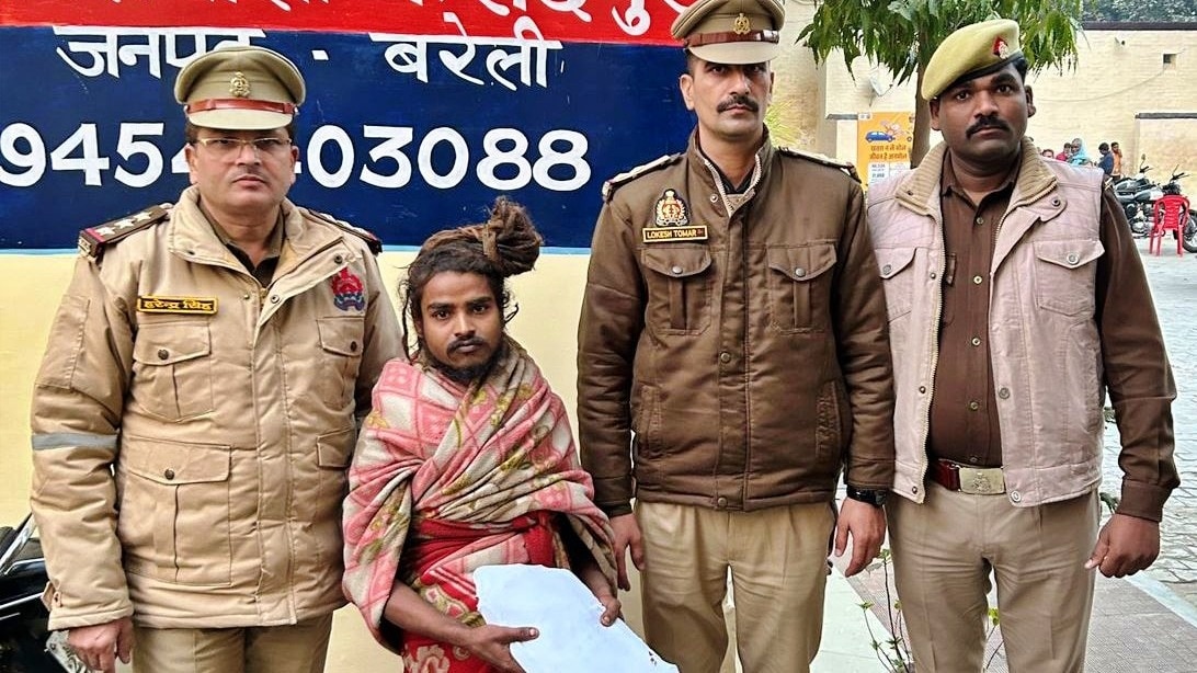बरेली पुलिस की गिरफ्त में हत्यारोपी बाबा