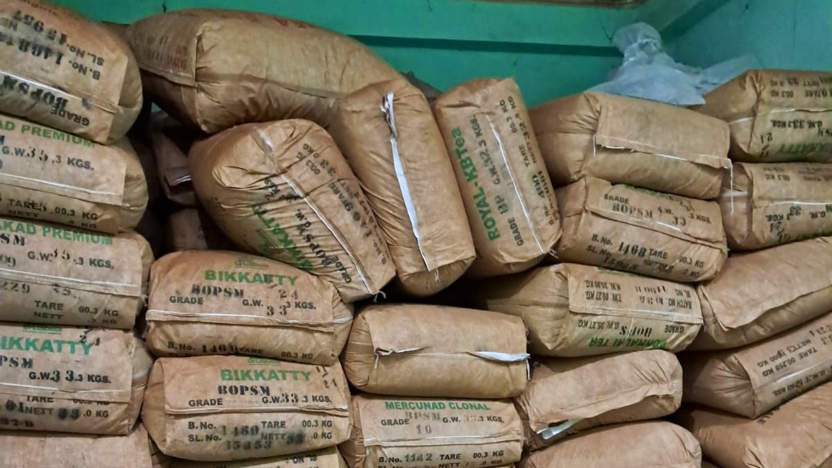 लखनऊ में पकड़ी गई नकली चायपत्ती