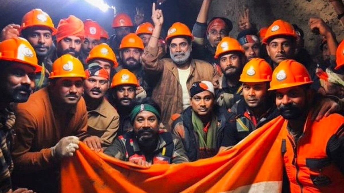 सर्वोत्तम जीवन रक्षा पदक से सम्मानित होगी रैट माइनर्स की टीम (Photo: PTI)