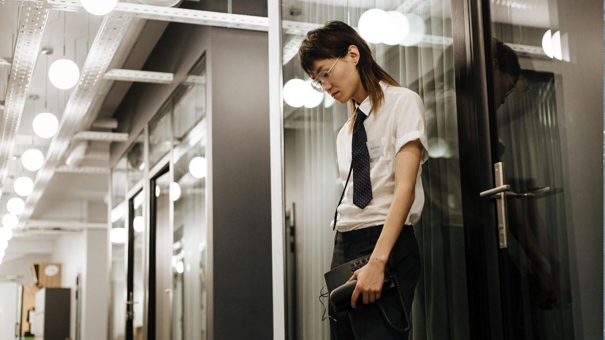 ये क्या सिस्टम है भई! कंपनी सैलरी नहीं देती, काम के बदले मिलते हैं सिर्फ कूपन